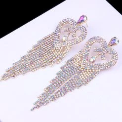 THE LUMi SHOP SPRING 2022 Diamond Heart Rhinestone Earrings