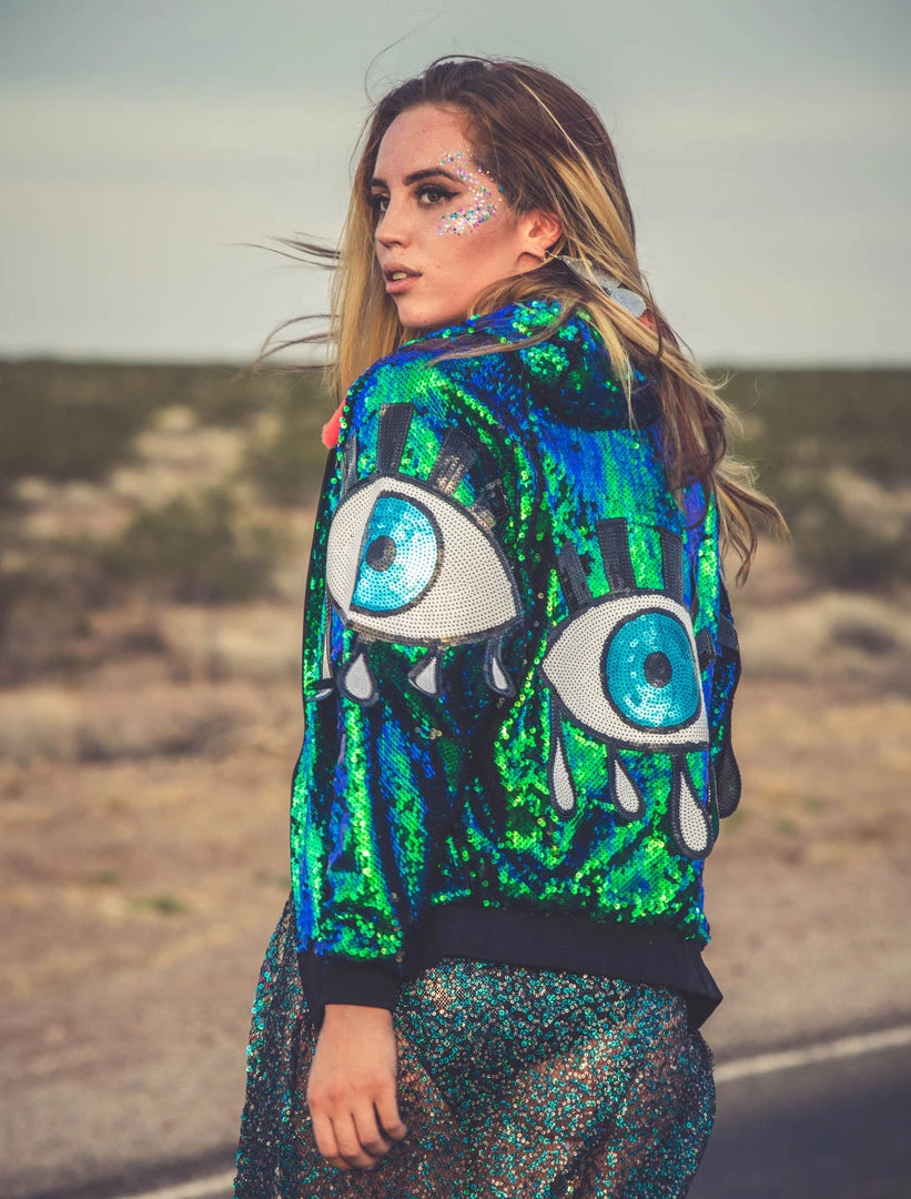 THE LUMi SHOP Reversible Sequin Jacket - Mermaid Cropped Disco Jacket (One Size) 3 THE LUMi SHOP Reversible Sequin Jacket - Mermaid Cropped Disco Jacket (One Size)