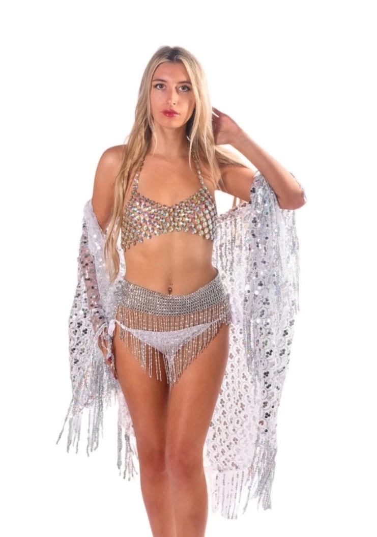 THE LUMI SHOP Sequin Tassel Kimono- Disco Silver SPRING 2022 6 THE LUMI SHOP Sequin Tassel Kimono- Disco Silver SPRING 2022
