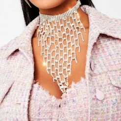 THE LUMi SHOP Silver Rhinestone Tassel Necklace SPRING 2022 9 THE LUMi SHOP Silver Rhinestone Tassel Necklace SPRING 2022