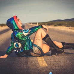 THE LUMi SHOP Reversible Sequin Jacket - Mermaid Cropped Disco Jacket (One Size) 12 THE LUMi SHOP Reversible Sequin Jacket - Mermaid Cropped Disco Jacket (One Size)