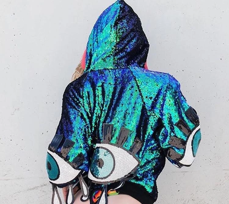 THE LUMi SHOP Reversible Sequin Jacket - Mermaid Cropped Disco Jacket (One Size) 4 THE LUMi SHOP Reversible Sequin Jacket - Mermaid Cropped Disco Jacket (One Size)